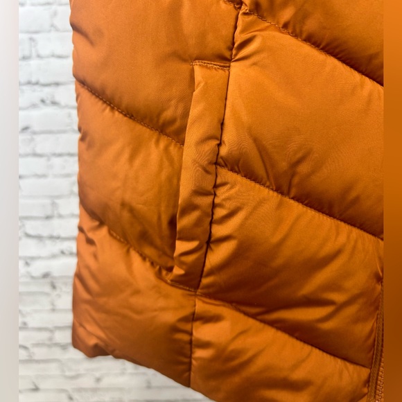 Cole Haan | Women's Stylish Orange puffer Vest size S - Picture 7 of 9